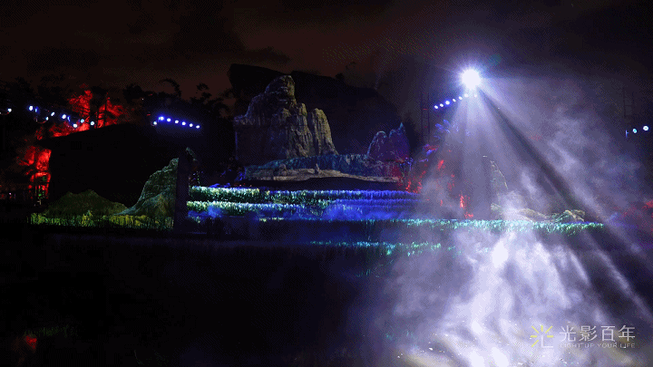 昆明云南民族村  多元民族文化沉浸式夜游 《幻火奇妙夜》